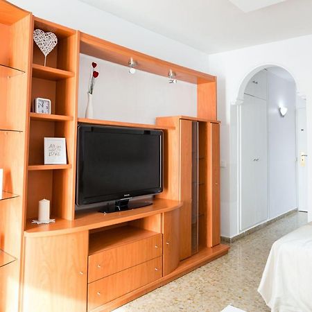 Love Centre Τορρεμολίνος Εξωτερικό φωτογραφία